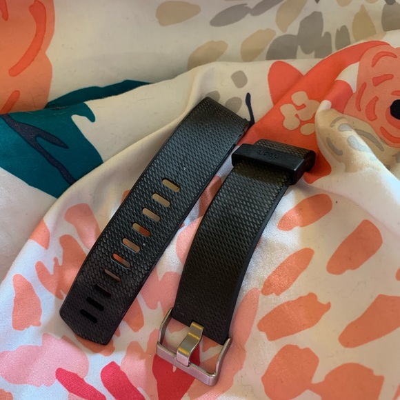 Fitbit Charge 2 - Picture 4 of 5